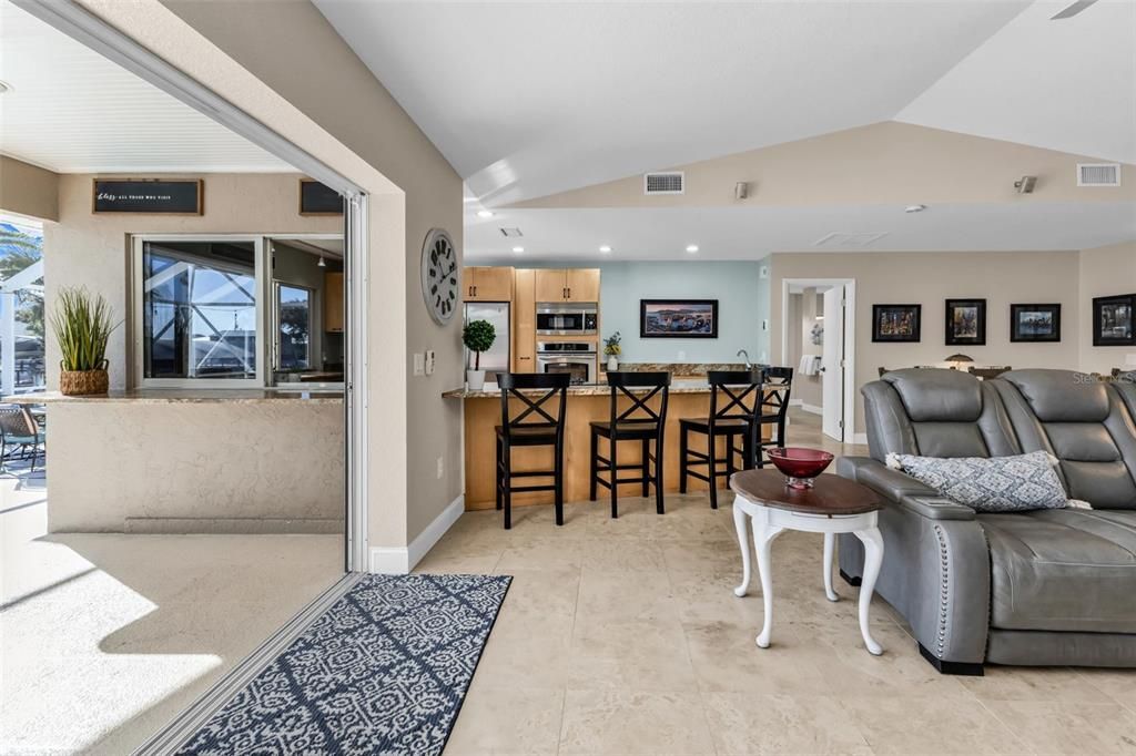 For Sale: $549,000 (2 beds, 2 baths, 1619 Square Feet)