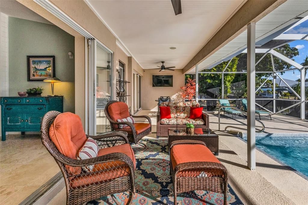 For Sale: $549,000 (2 beds, 2 baths, 1619 Square Feet)