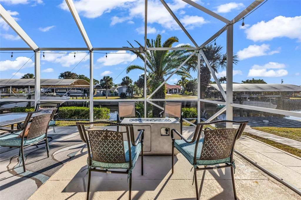 For Sale: $549,000 (2 beds, 2 baths, 1619 Square Feet)