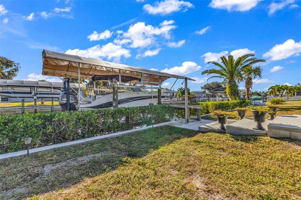 For Sale: $549,000 (2 beds, 2 baths, 1619 Square Feet)