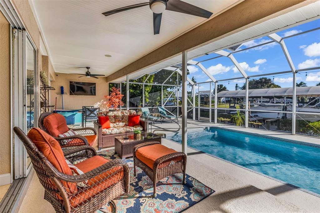 For Sale: $549,000 (2 beds, 2 baths, 1619 Square Feet)