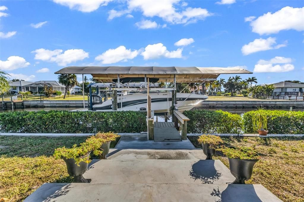 For Sale: $549,000 (2 beds, 2 baths, 1619 Square Feet)