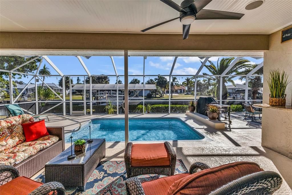 For Sale: $549,000 (2 beds, 2 baths, 1619 Square Feet)