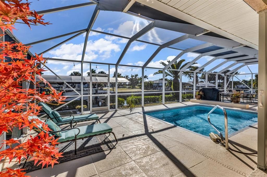 For Sale: $549,000 (2 beds, 2 baths, 1619 Square Feet)