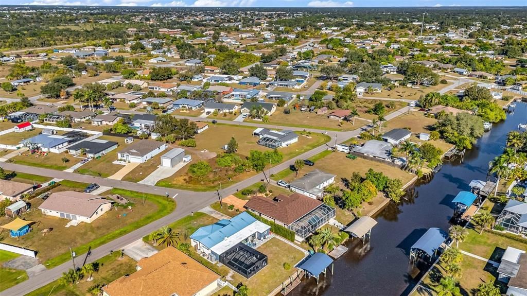 For Sale: $549,000 (2 beds, 2 baths, 1619 Square Feet)