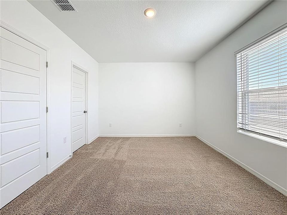 For Rent: $2,000 (3 beds, 2 baths, 1673 Square Feet)