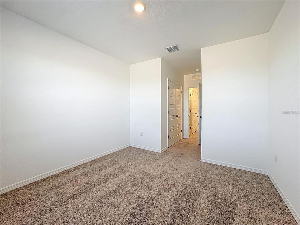 For Rent: $2,000 (3 beds, 2 baths, 1673 Square Feet)