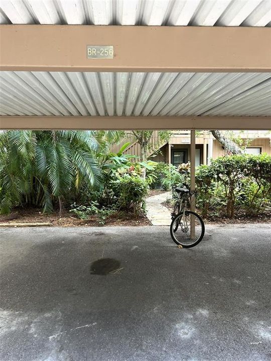 На продажу: $249,000 (2 спален, 2 ванн, 1245 Квадратных фут)