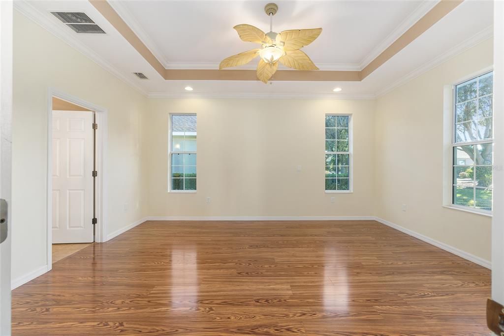 待售: $368,750 (3 贝兹, 2 浴室, 2425 平方英尺)