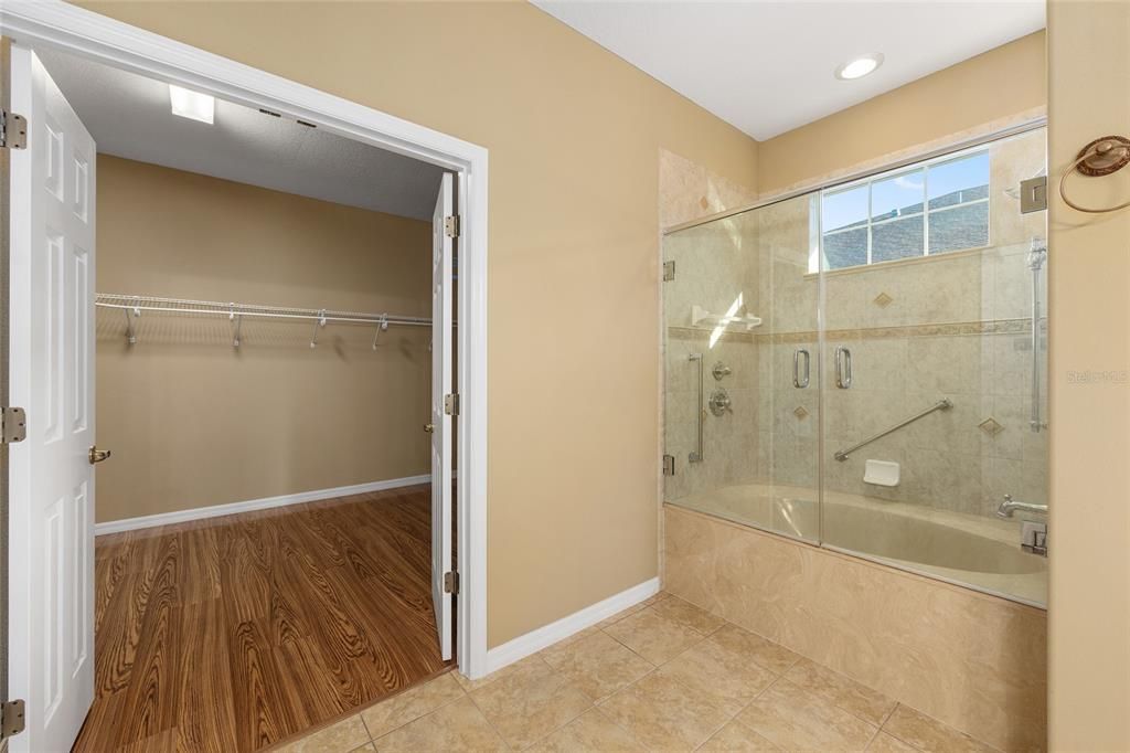 待售: $368,750 (3 贝兹, 2 浴室, 2425 平方英尺)