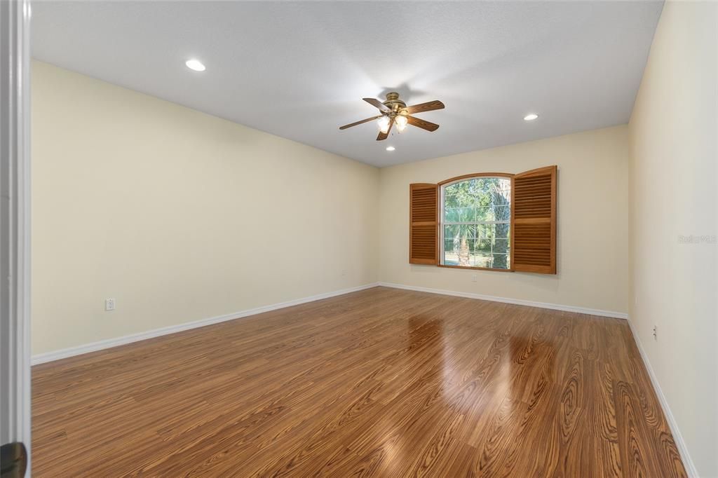 待售: $368,750 (3 贝兹, 2 浴室, 2425 平方英尺)