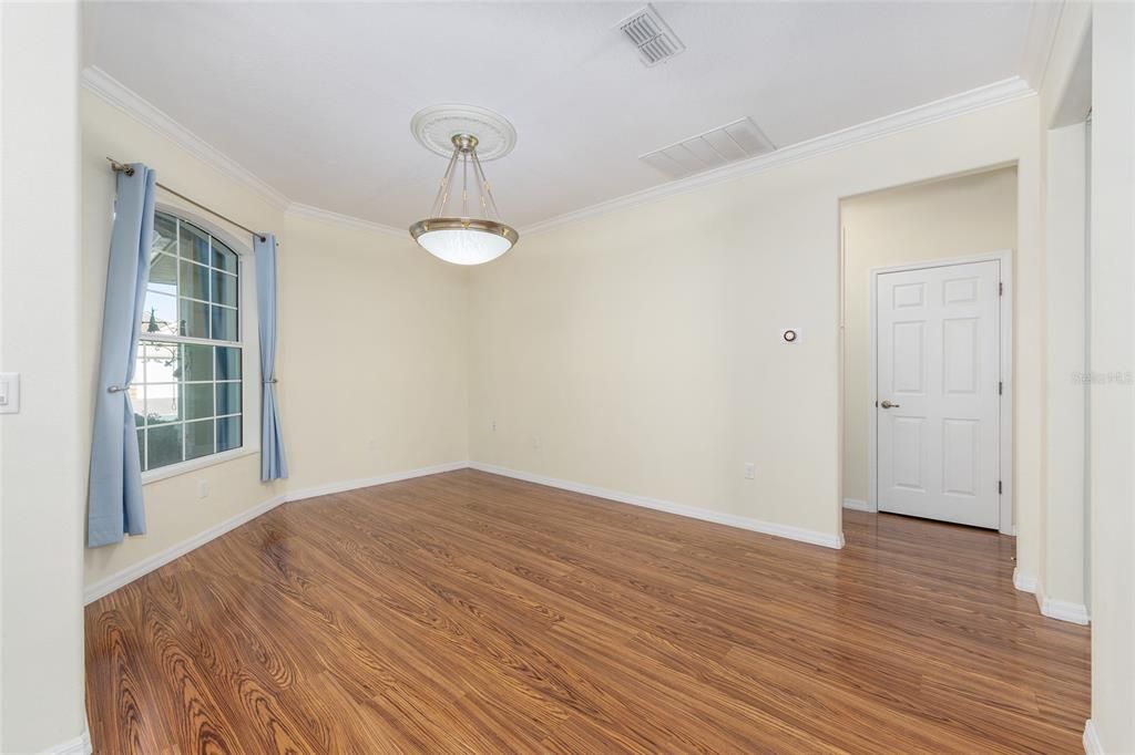 待售: $368,750 (3 贝兹, 2 浴室, 2425 平方英尺)