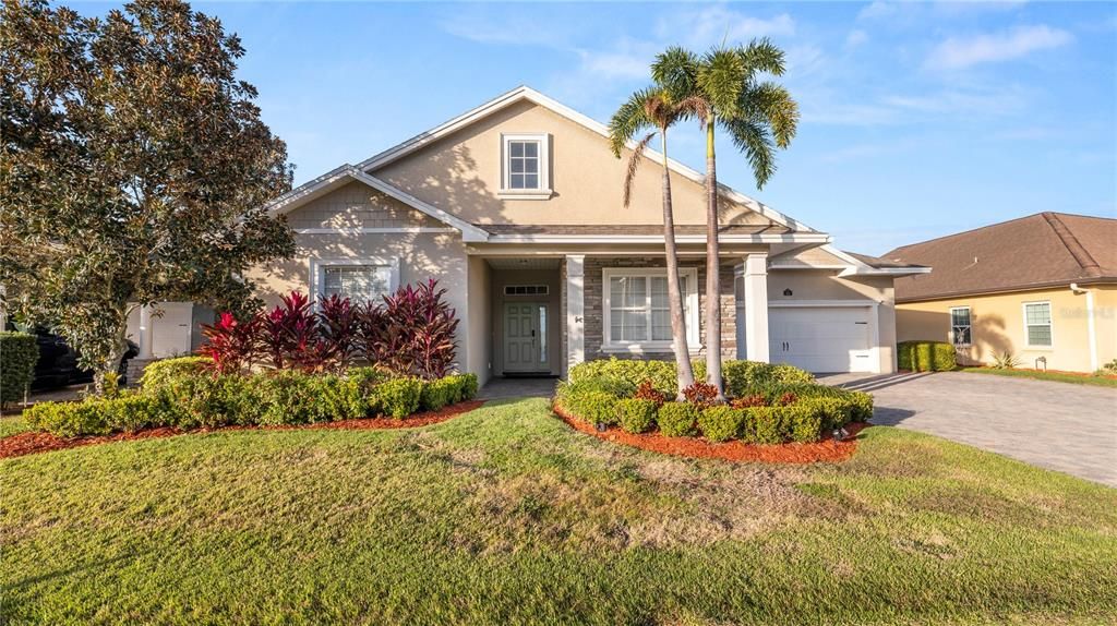 En Venta: $422,500 (4 camas, 3 baños, 2585 Pies cuadrados)