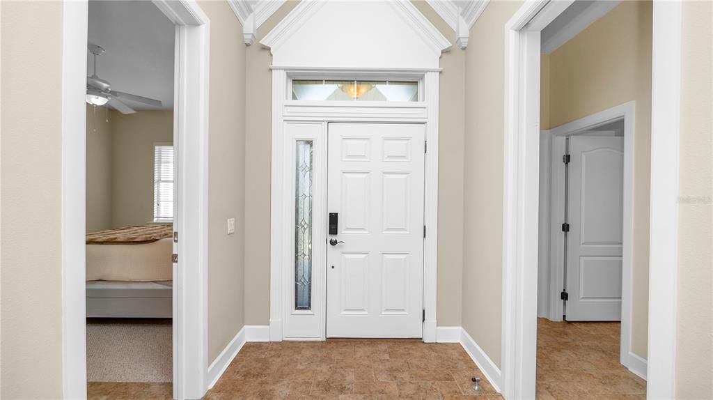 En Venta: $422,500 (4 camas, 3 baños, 2585 Pies cuadrados)