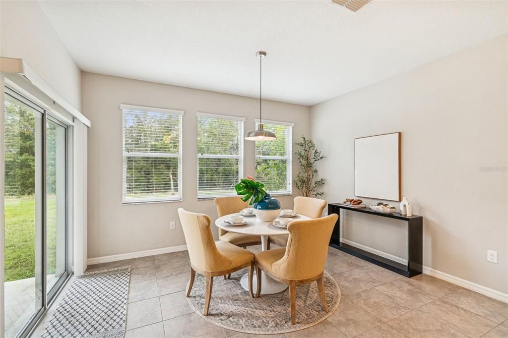 En Venta: $425,000 (4 camas, 2 baños, 2334 Pies cuadrados)