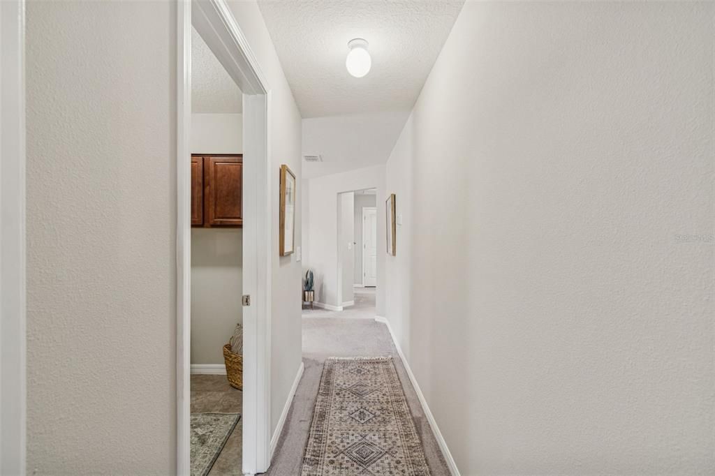 En Venta: $425,000 (4 camas, 2 baños, 2334 Pies cuadrados)