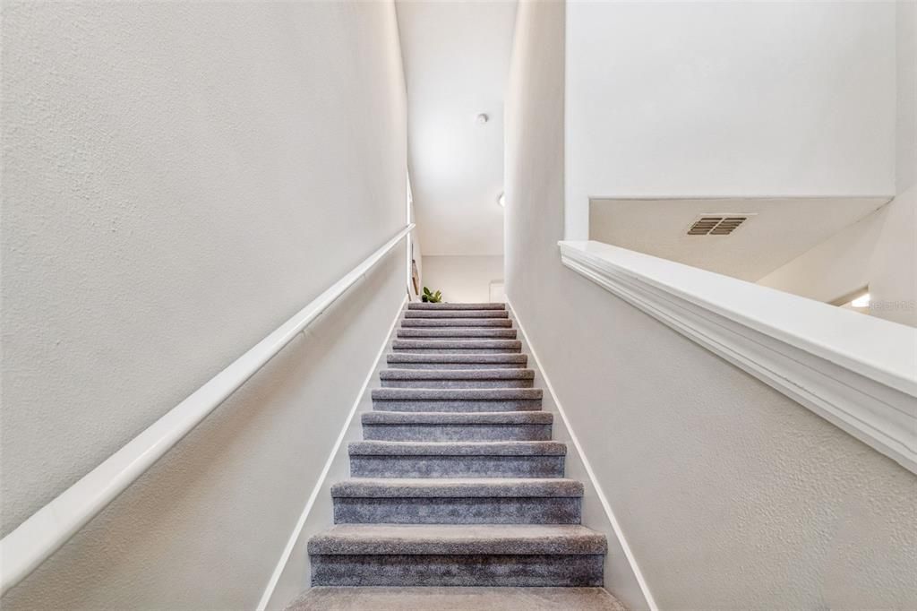 En Venta: $425,000 (4 camas, 2 baños, 2334 Pies cuadrados)