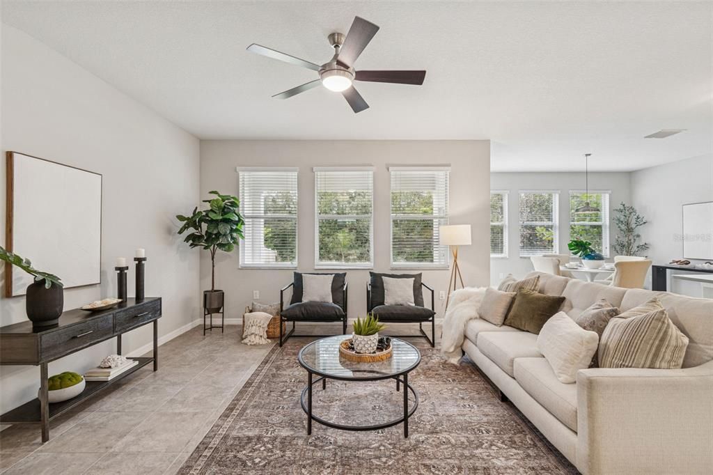 En Venta: $425,000 (4 camas, 2 baños, 2334 Pies cuadrados)