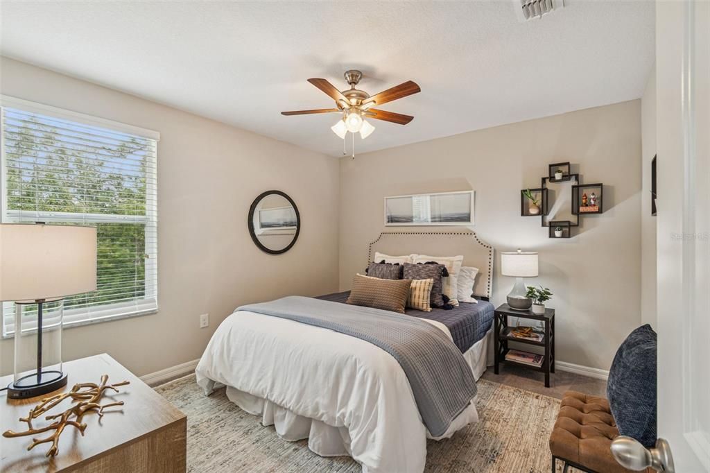 En Venta: $425,000 (4 camas, 2 baños, 2334 Pies cuadrados)