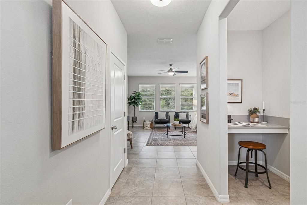 En Venta: $425,000 (4 camas, 2 baños, 2334 Pies cuadrados)