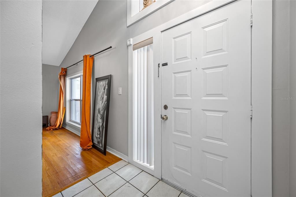 На продажу: $519,900 (4 спален, 2 ванн, 2454 Квадратных фут)