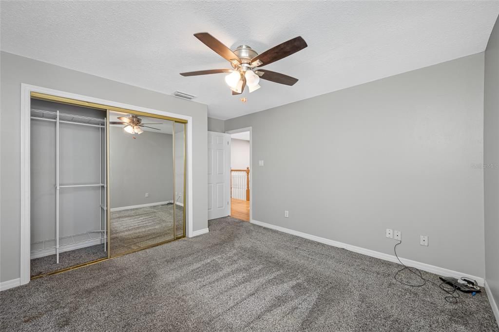 На продажу: $519,900 (4 спален, 2 ванн, 2454 Квадратных фут)