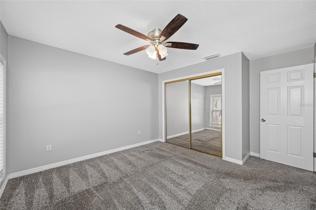 На продажу: $519,900 (4 спален, 2 ванн, 2454 Квадратных фут)