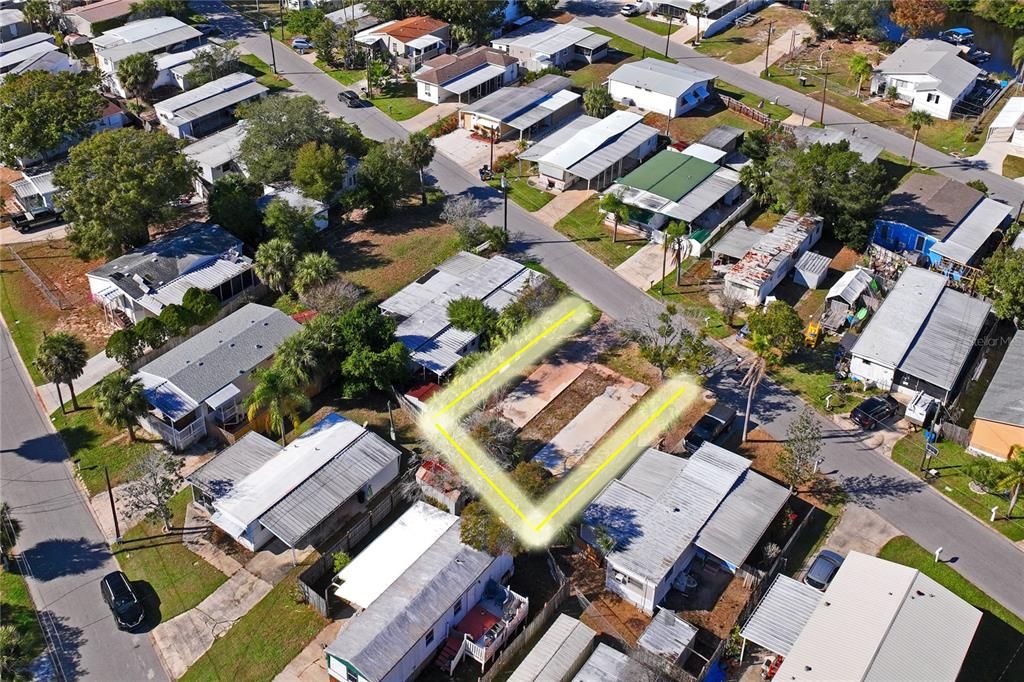 En Venta: $50,000 (0.08 acres)