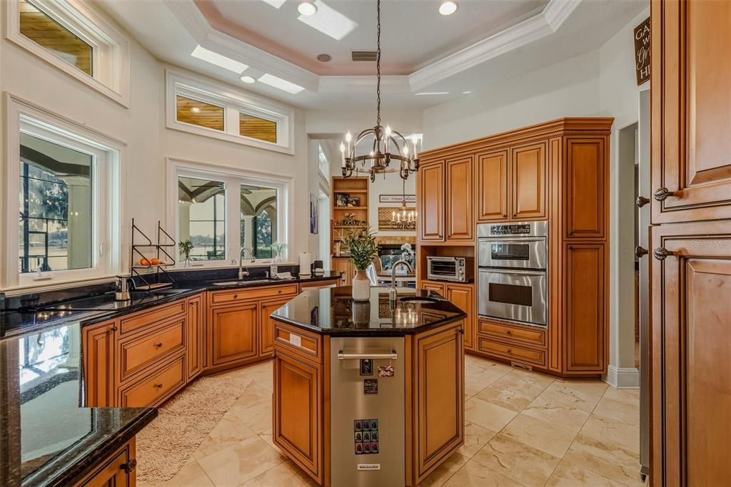 En Venta: $2,500,000 (4 camas, 4 baños, 4822 Pies cuadrados)