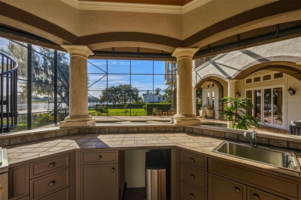 En Venta: $2,500,000 (4 camas, 4 baños, 4822 Pies cuadrados)