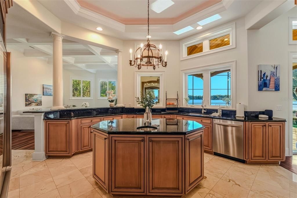 En Venta: $2,500,000 (4 camas, 4 baños, 4822 Pies cuadrados)