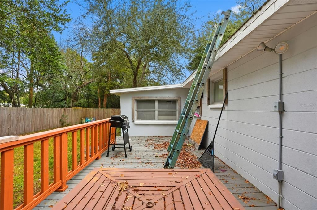 For Sale: $207,500 (3 beds, 2 baths, 1284 Square Feet)