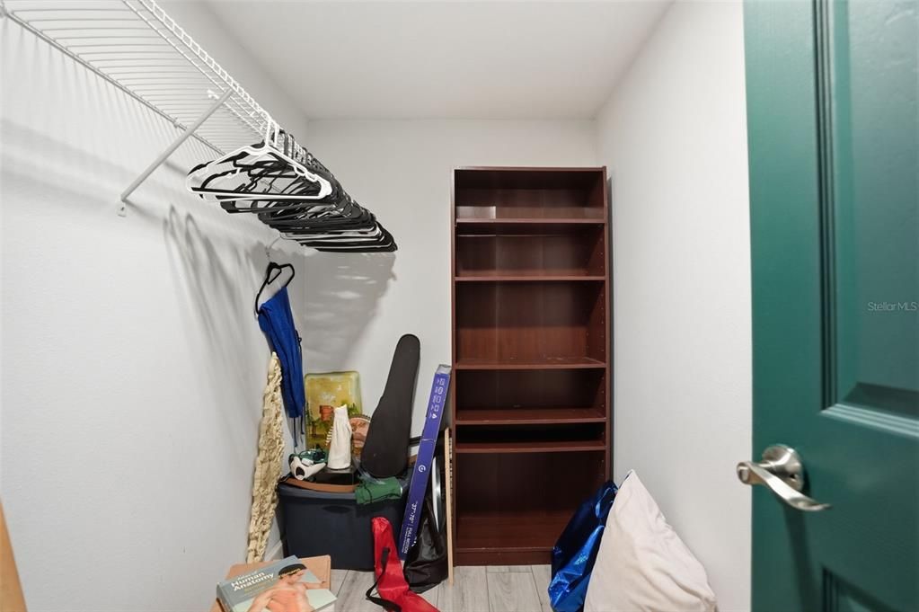 For Sale: $207,500 (3 beds, 2 baths, 1284 Square Feet)