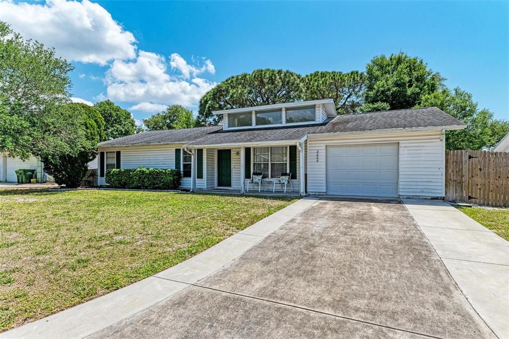 For Sale: $475,000 (3 beds, 2 baths, 1433 Square Feet)