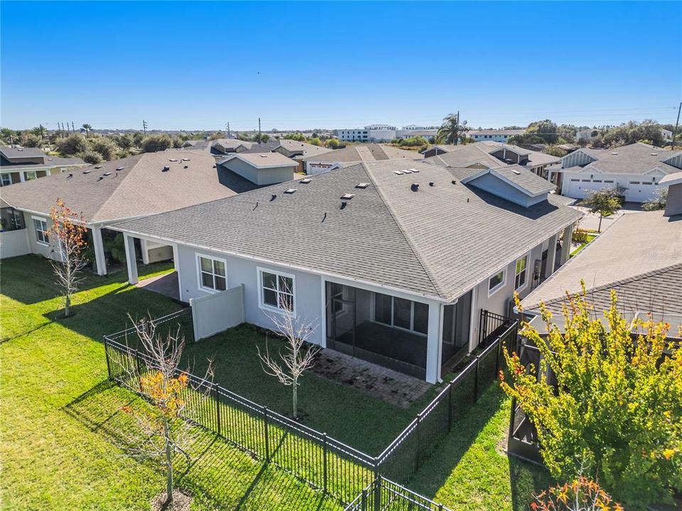 For Sale: $327,500 (2 beds, 2 baths, 1464 Square Feet)