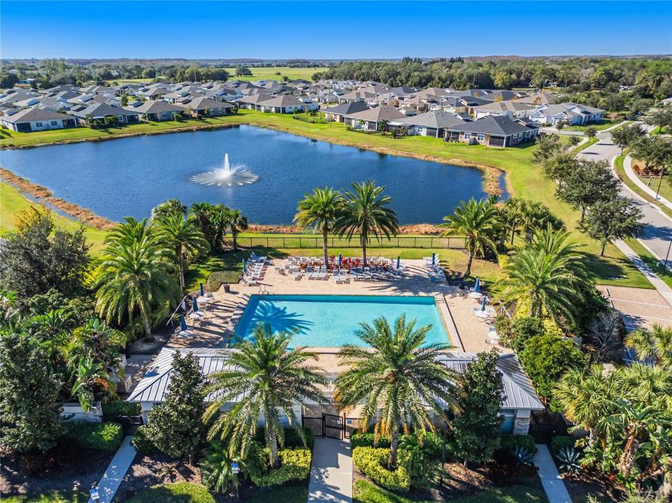 For Sale: $327,500 (2 beds, 2 baths, 1464 Square Feet)