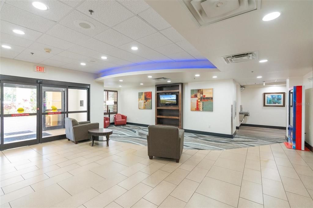 For Sale: $135,000 (1 beds, 1 baths, 542 Square Feet)