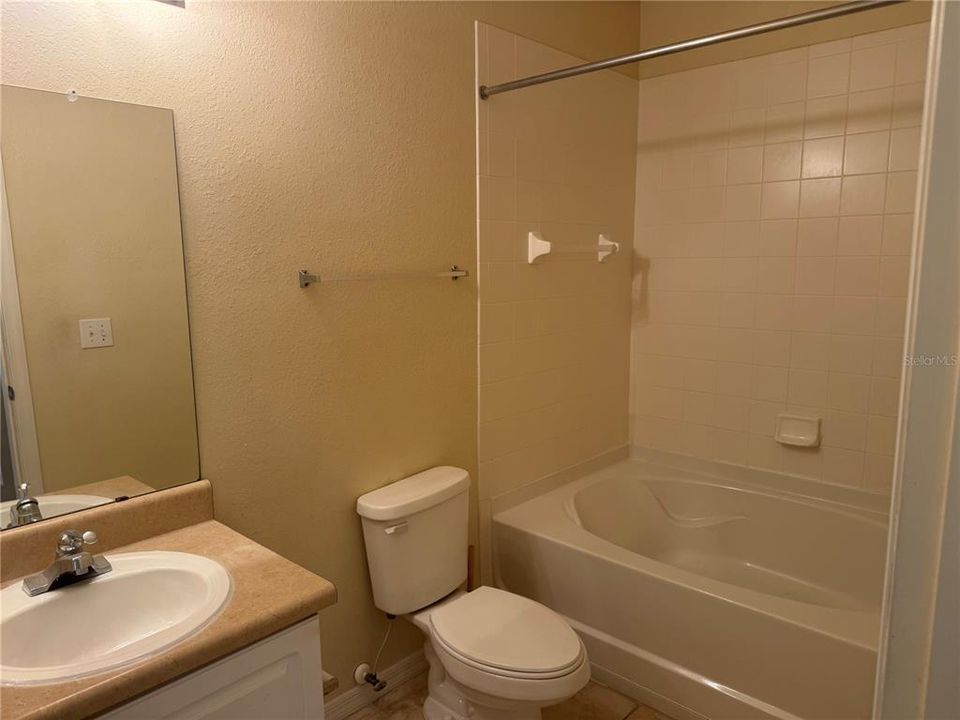 На продажу: $255,000 (3 спален, 2 ванн, 1292 Квадратных фут)