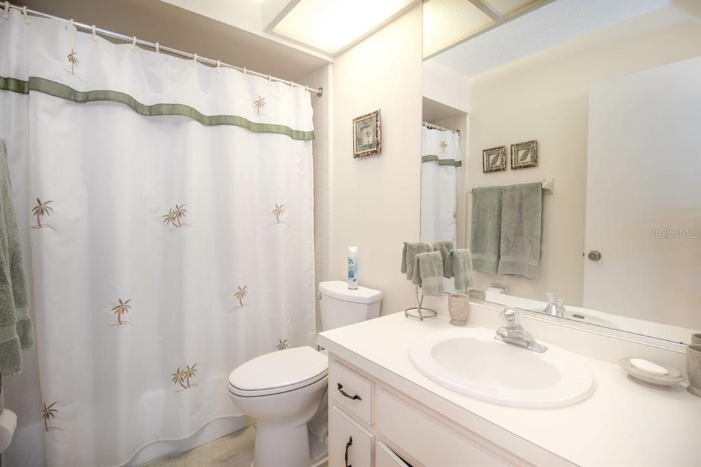 For Sale: $379,900 (3 beds, 2 baths, 1658 Square Feet)