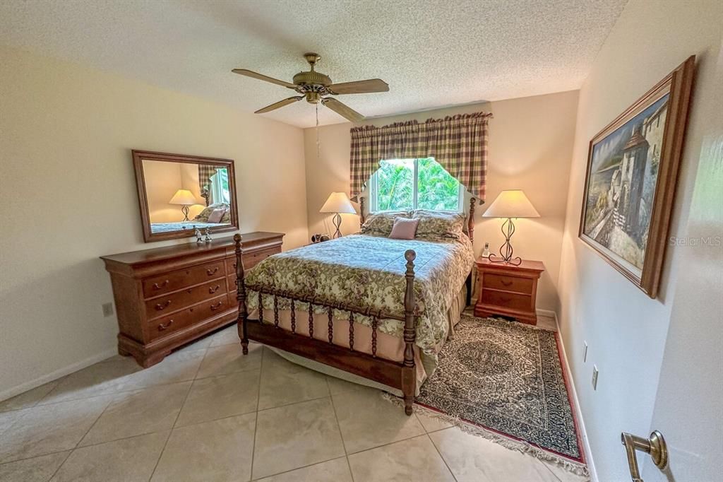 For Sale: $379,900 (3 beds, 2 baths, 1658 Square Feet)