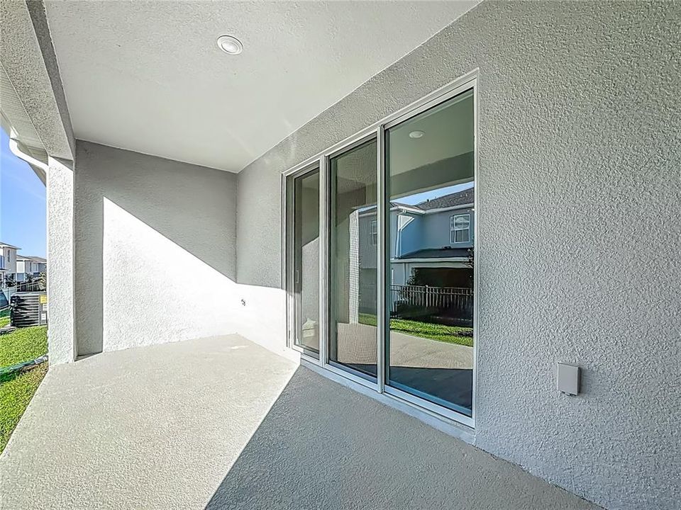 For Rent: $2,000 (3 beds, 2 baths, 1673 Square Feet)