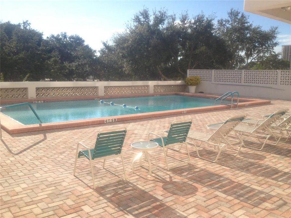 В аренду: $1,950 (0 спален, 1 ванн, 530 Квадратных фут)