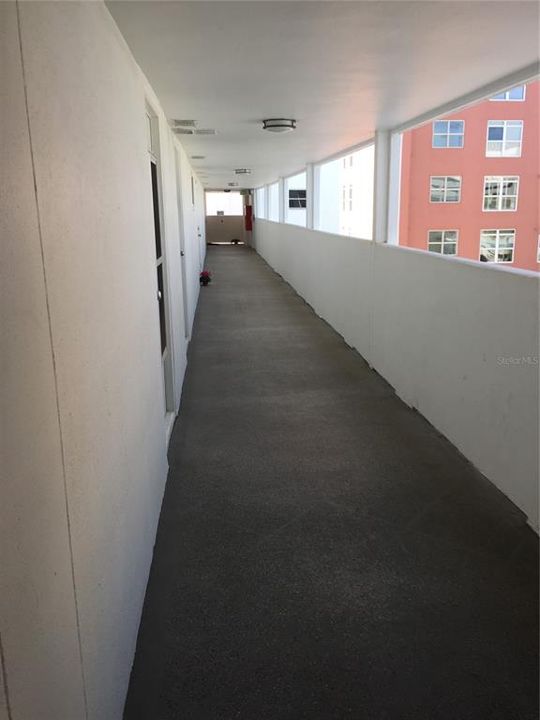 В аренду: $1,950 (0 спален, 1 ванн, 530 Квадратных фут)