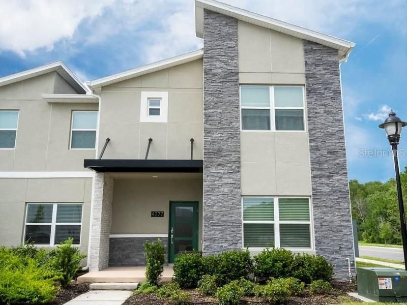 For Sale: $570,000 (5 beds, 4 baths, 2168 Square Feet)