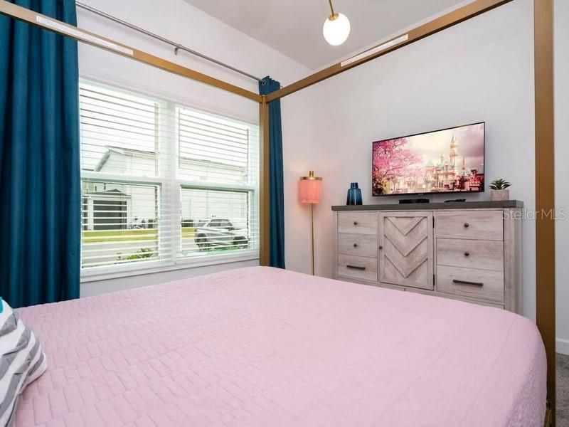 For Sale: $570,000 (5 beds, 4 baths, 2168 Square Feet)