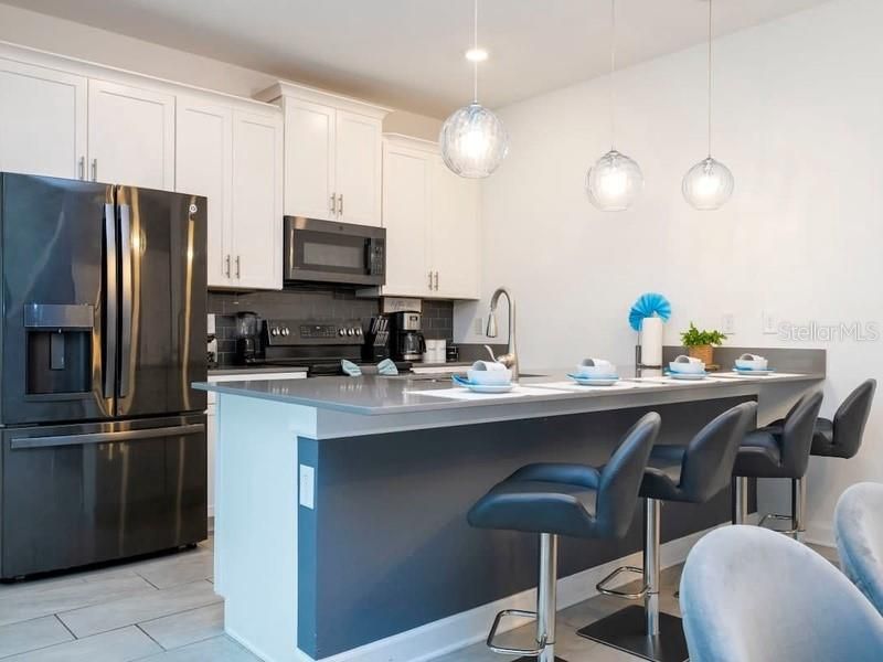 For Sale: $570,000 (5 beds, 4 baths, 2168 Square Feet)