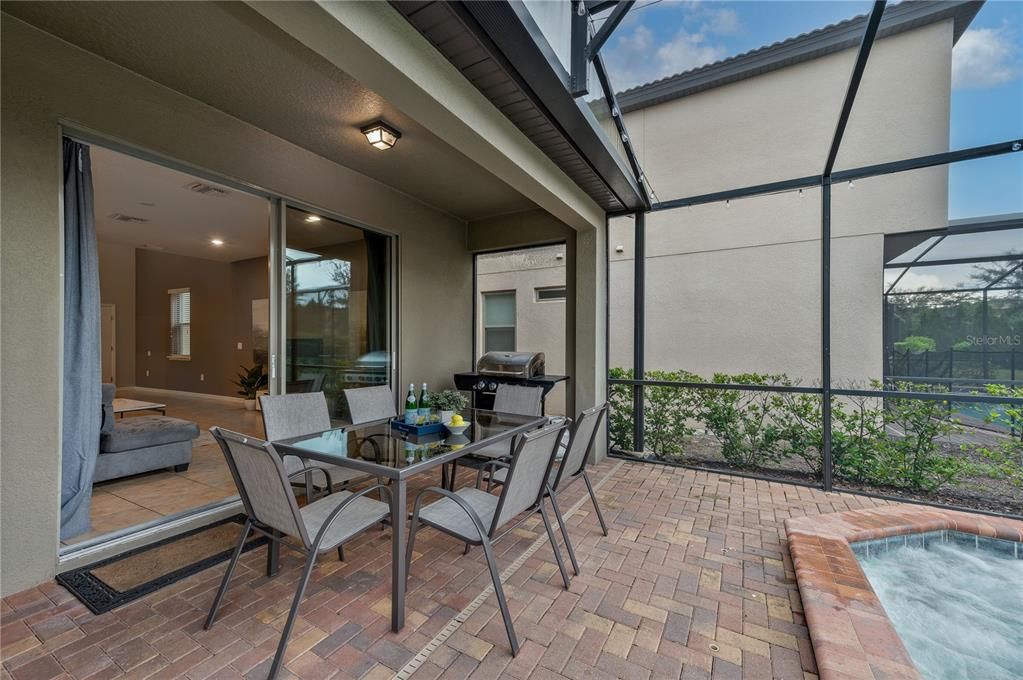 For Rent: $2,899 (5 beds, 4 baths, 2492 Square Feet)