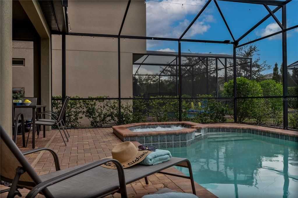 For Rent: $2,899 (5 beds, 4 baths, 2492 Square Feet)