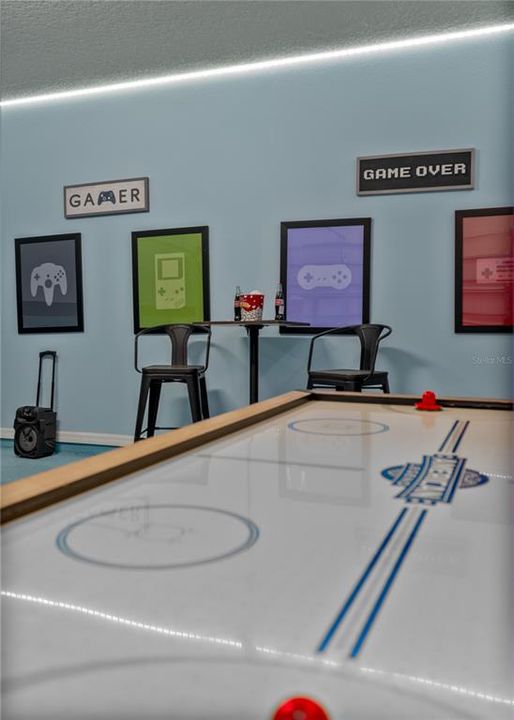 For Rent: $2,899 (5 beds, 4 baths, 2492 Square Feet)