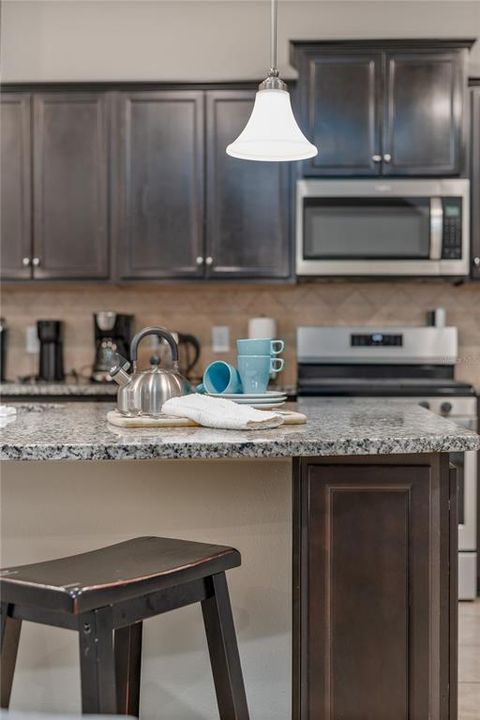 For Rent: $2,899 (5 beds, 4 baths, 2492 Square Feet)